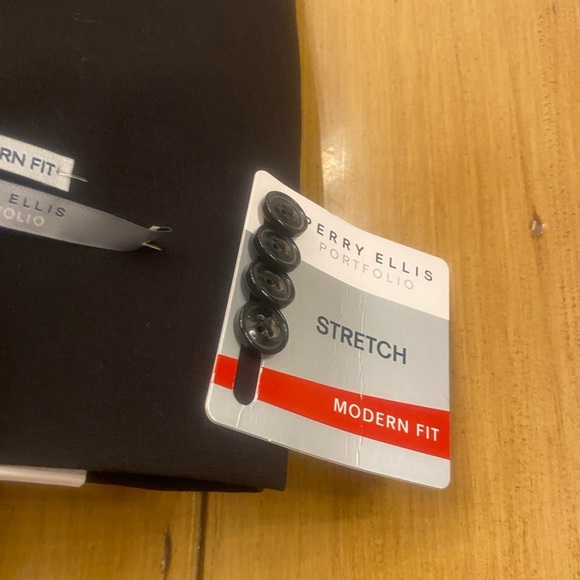 Perry Ellis Men’s Blazer Modern Fit Black New 42 short - Picture 5 of 14